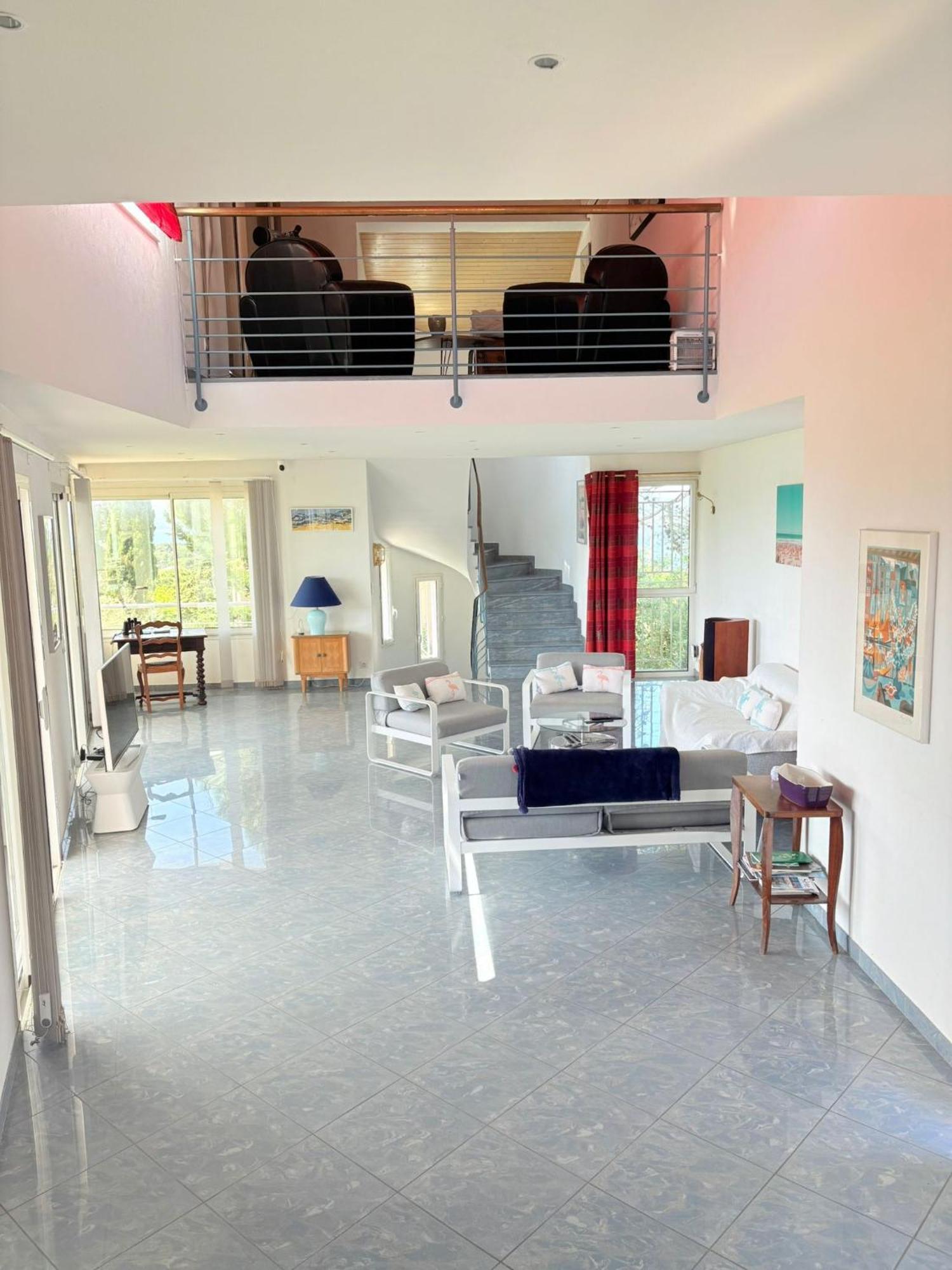 Atlantide - Somptueuse Villa Classee 4 Etoiles - Saint-Clair - Vue Exceptionnelle - Piscine Sete Ngoại thất bức ảnh